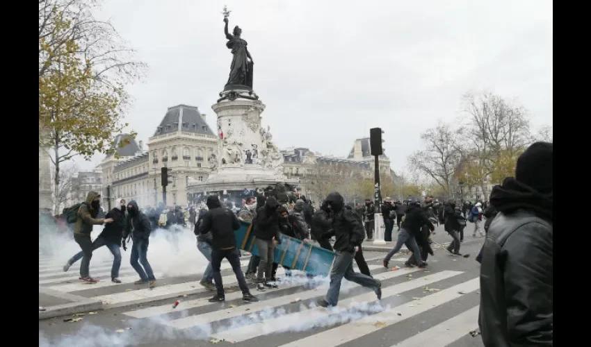 Protestas en Francia previo a la Cumbre del Clima 