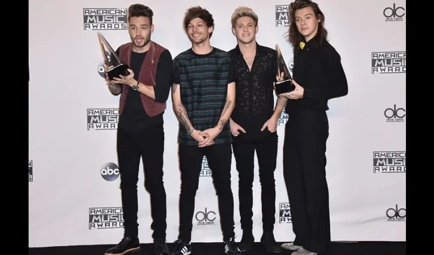 One Direction AMAs 2015