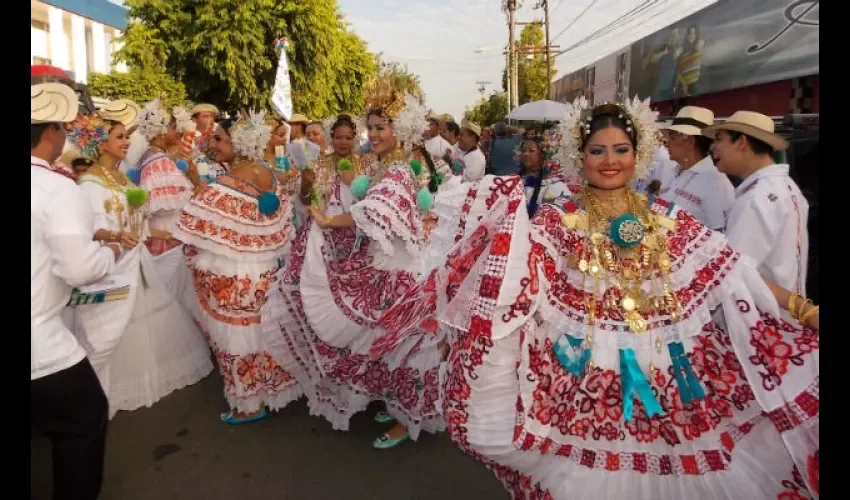 Desfile de Las Mil Polleras