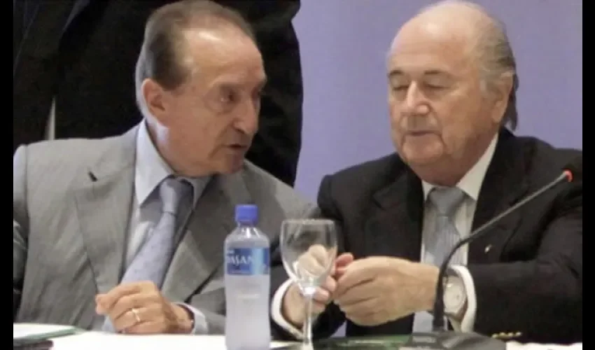 Eugenio Figueredo y Joseph Blatter 