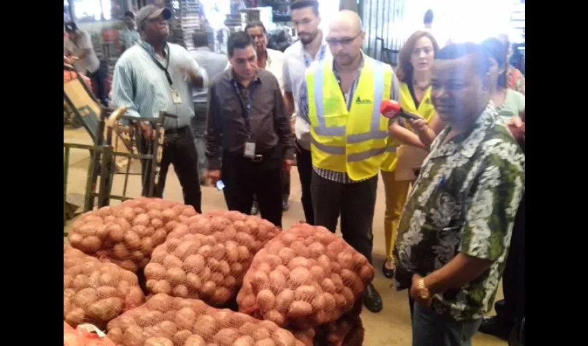 AUPSA realiza operativo en el Mercado de Abasto