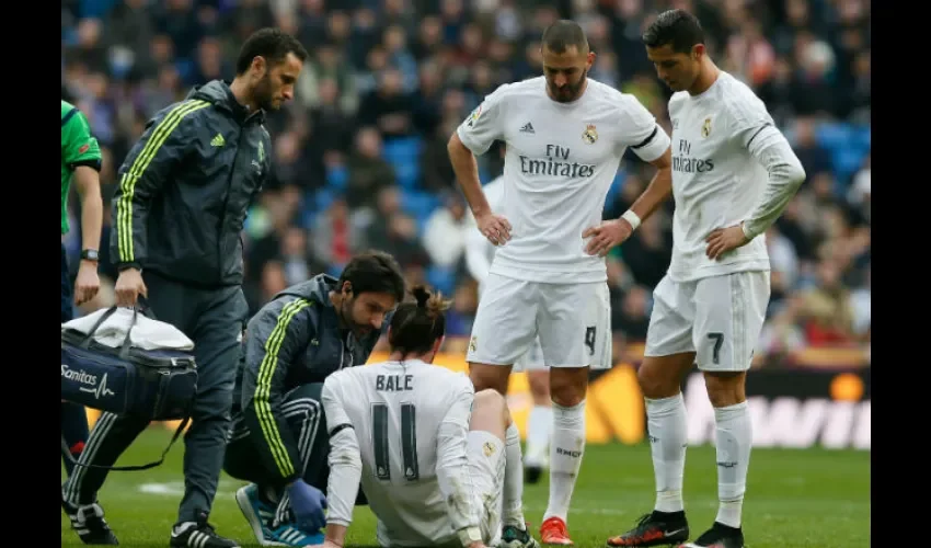 Bale y Benzema se lesionan en el Real Madrid-Sporting 