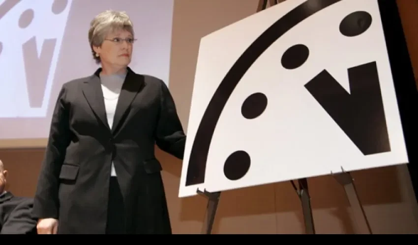  Reloj del Apocalipsis