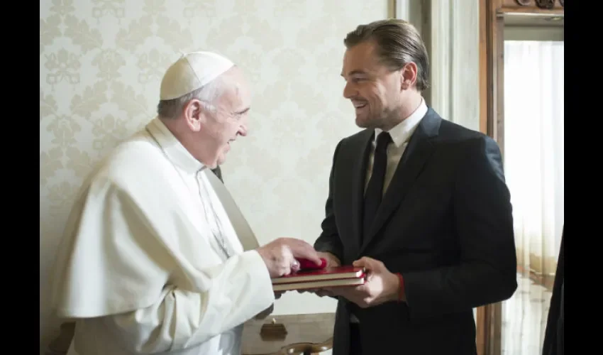 Leonardo Di Caprio Y Papa Francisco 