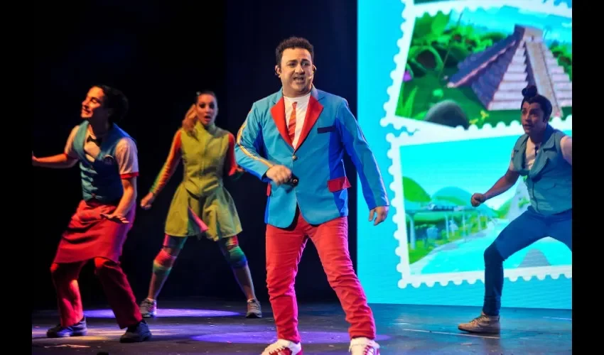 Cuántos colores y alegría. Fotos: Jaime Cordero