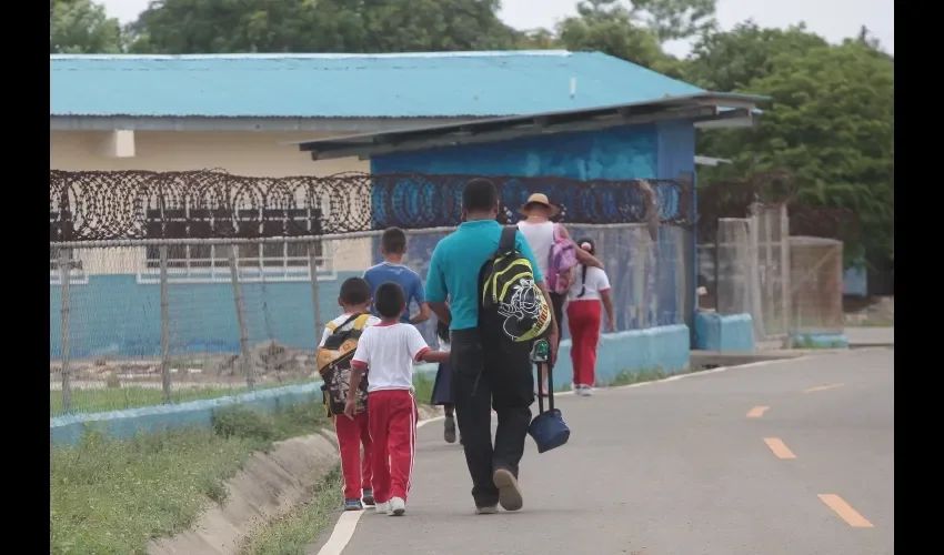 Generalmente, los niños no olvidan estas recomendaciones. Así lo mejor es la compañía de un adulto. 