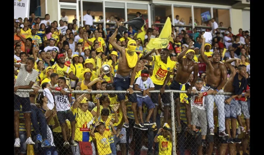 Edgar Garibaldi, uno de los fundadores de la Barra Chorrillera, cree que habrá placinos dentro del estadio. Anayansi Gamez
