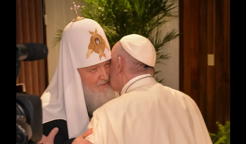 papa Francisco Y patriarca ortodoxo  Kiril