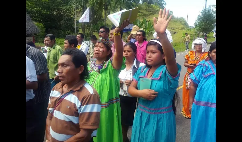 Indígenas protestan por Barro Blanco 