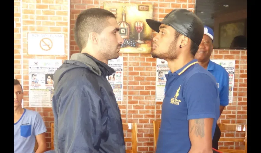 David Lobo (izq.) y John Rentería posaron ayer en la conferencia de prensa.  Elisinio González G. 