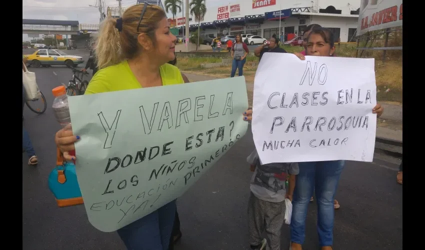 $1 Millón 300 mil, por tres años, le costará al Meduca estar en Cristal Mall Plaza.