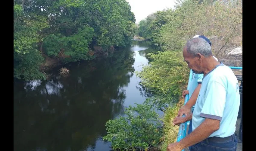 El río está cada vez más seco.