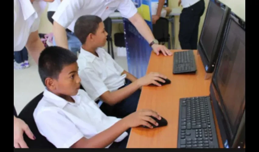 Algunos no tienen acceso a la internet.