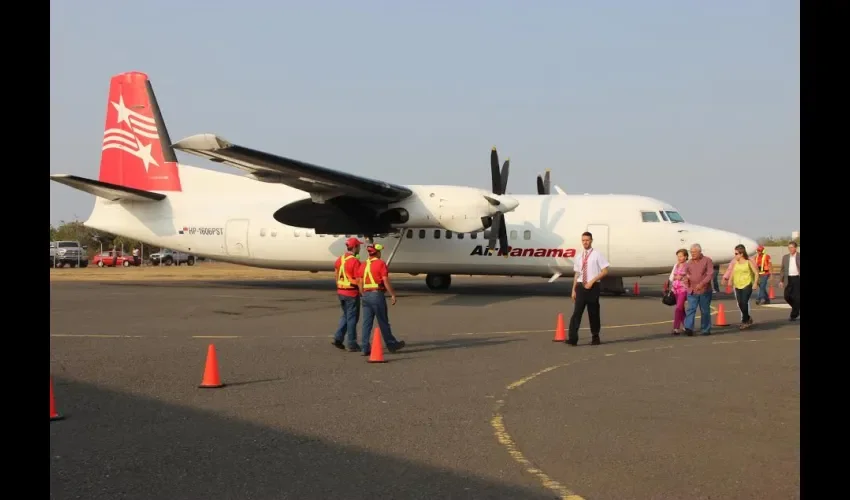 Reactivan vuelos comerciales entré Chitré y Panamá