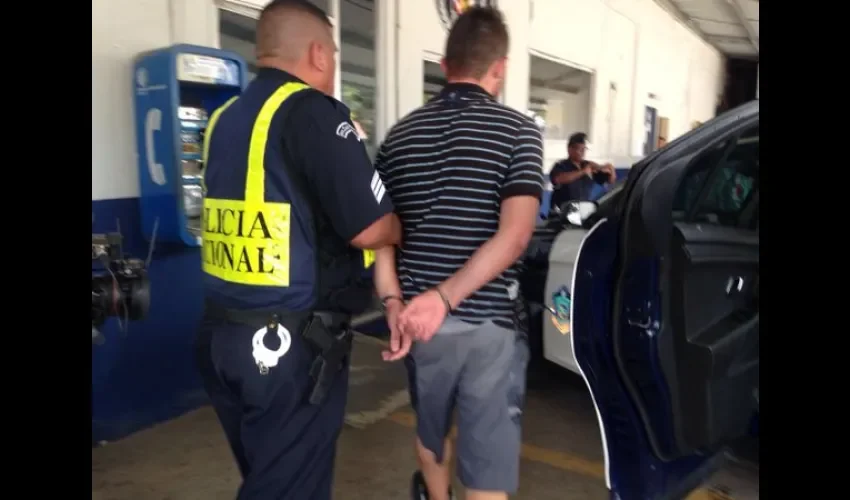 Detenidos por la policía 