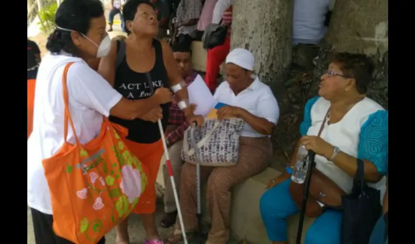 Pacientes envenenados con el jarabe que contenía dietilenglicol en la CSS