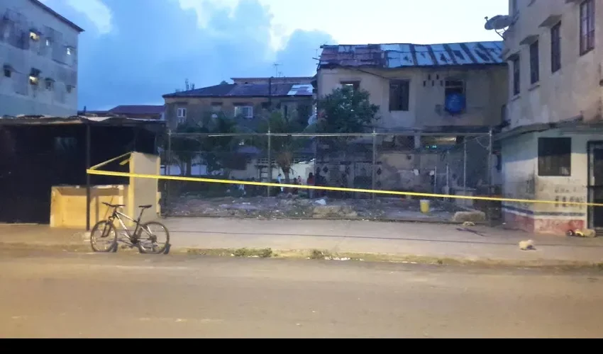 Hombre muere tras ser baleado por mediar conflicto en Colón 