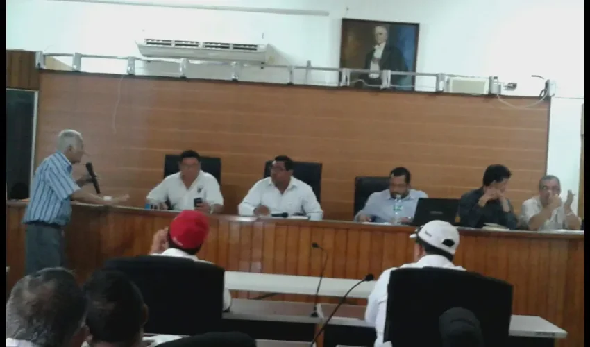 Miembros de la comisión explican sobre el tema limítrofe de Las Tablas y Guararé 