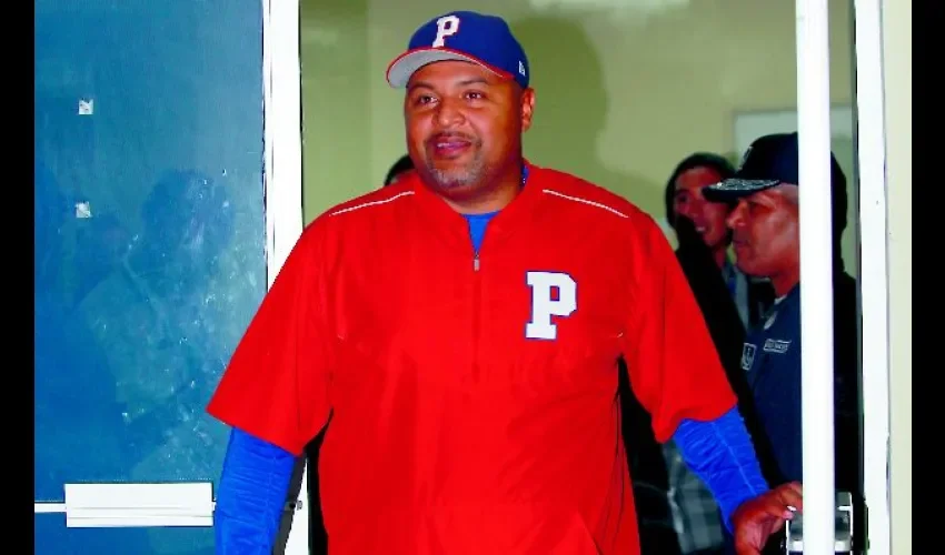  Carlos "El Caballo" Lee