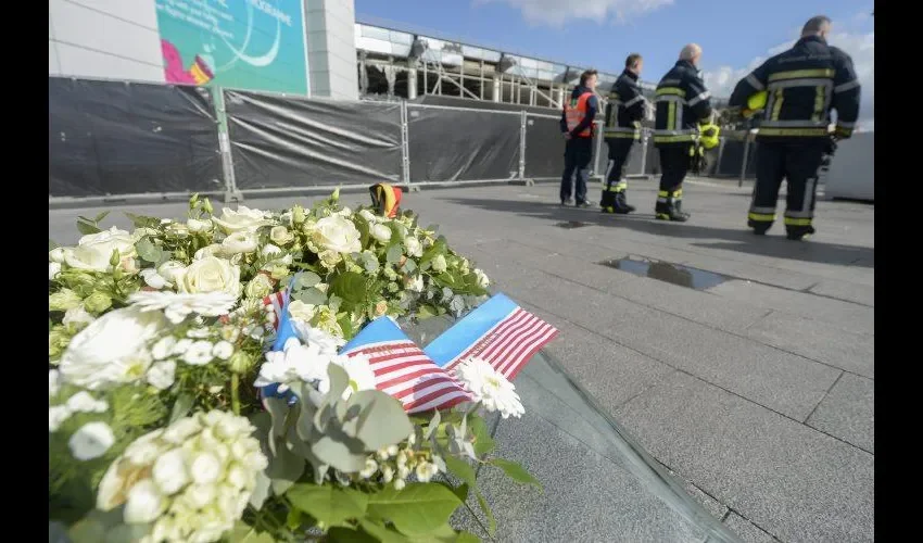 Todavía se identifican víctimas. EFE