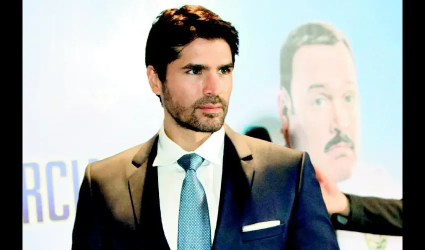 Eduardo Verástegui en la premier de la película "Héroe de centro comercial". Archivo