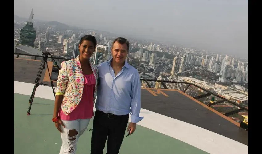 Ricardo Ortiz (dcha.), periodista argentino de Espn, se grababa, de chico, narrando los partidos que veía. Itzel Luna Hoquee