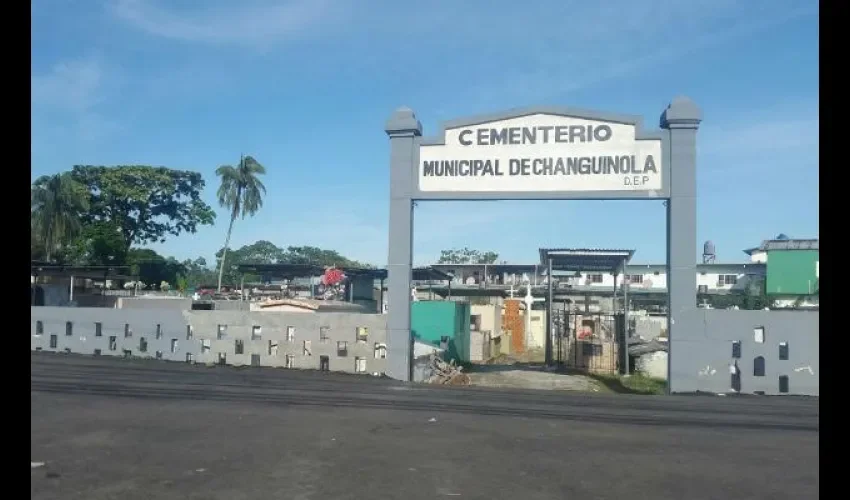Cementerio Municipal de Guabito