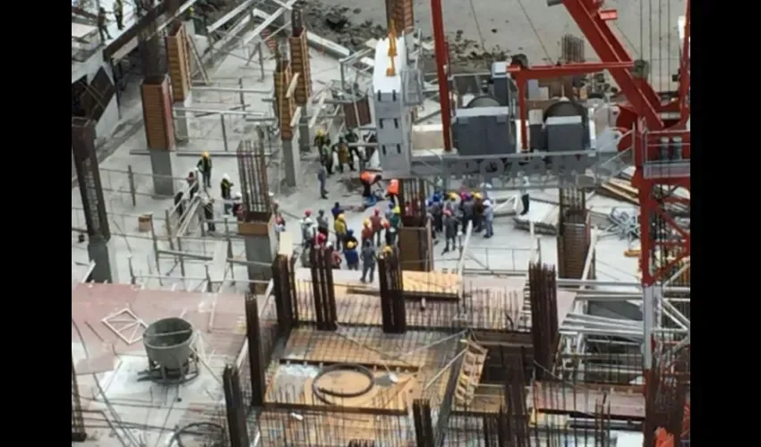 Muere obrero al caer de edificio en Paitilla