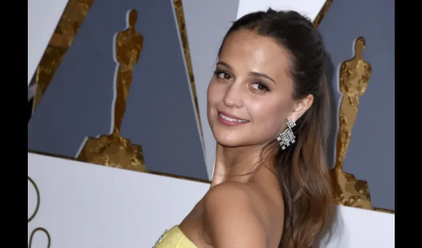 Alicia Vikander
