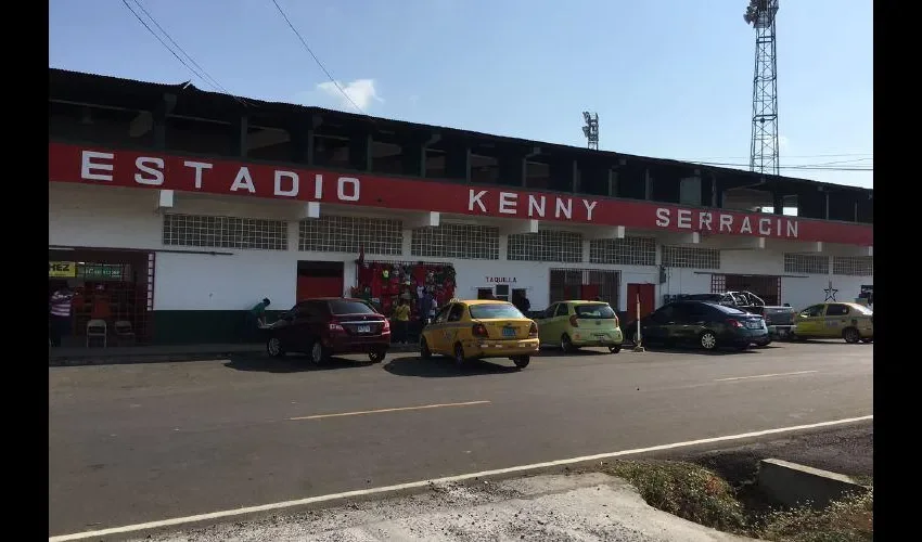 El estadio Kenny Serracín tiene 64 años de historia del béisbol chiricano. Cortesía Pandeportes