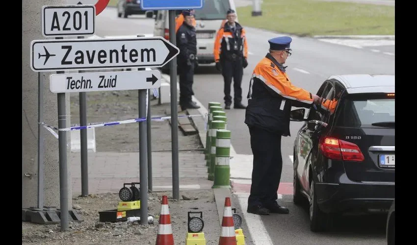 Mantienen medidas de seguridad en el aeropuerto de Zaventem. EFE