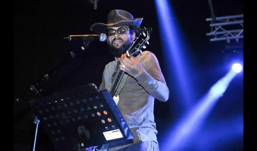 El público coreaba sus canciones y no dudó en pedir más temas, antes de que se fuera. Foto: Jaime Cordero