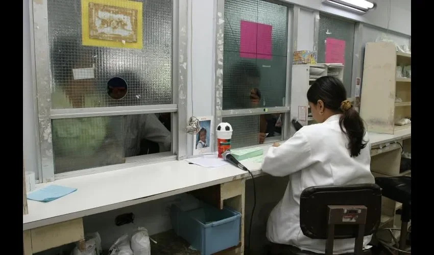 Pacientes piden mejorar atención.