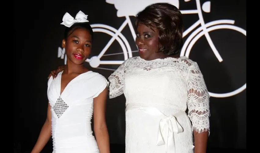 Nilka Denny junto a su hija  Foto: Aurelio Herrera Suira