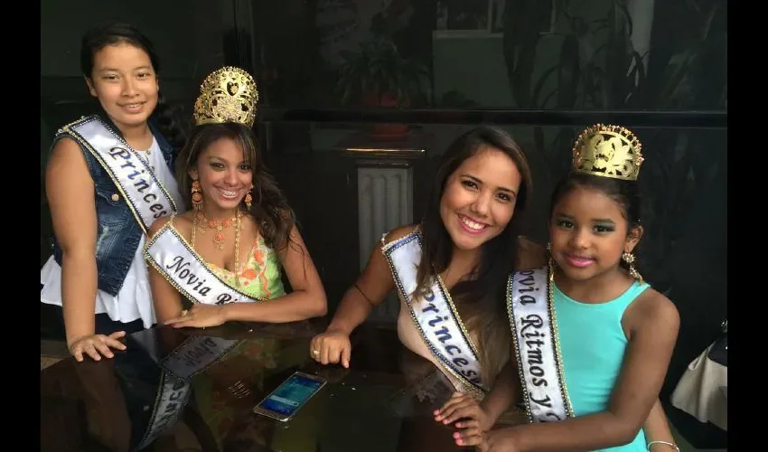 Desde 1995, con la tercera novia, Amy de Chong, se realiza la tradicional  tarde de sancocho, como una manera de agradecer a sus compañeros al elegirlas novias y princesas.   