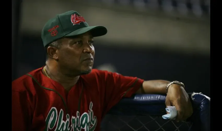 Alfonso Urquiola, figura respetable del béisbol cubano, dirige actualmente a Chiriquí en la categoría mayor. Anayansi Gamez