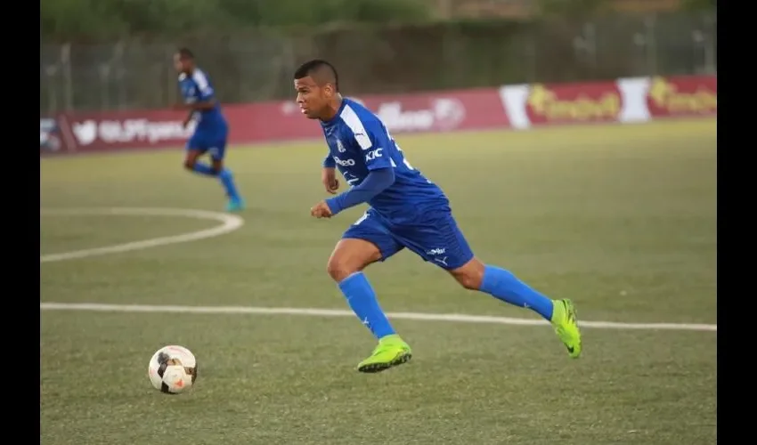Josimar Gómez es mediocampista del Árabe Unido de Colón. Anayansi Gamez