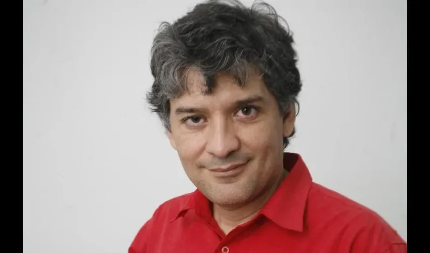 Ramón también es escritor y cineasta, y se ha dedicado a su arte. Archivo