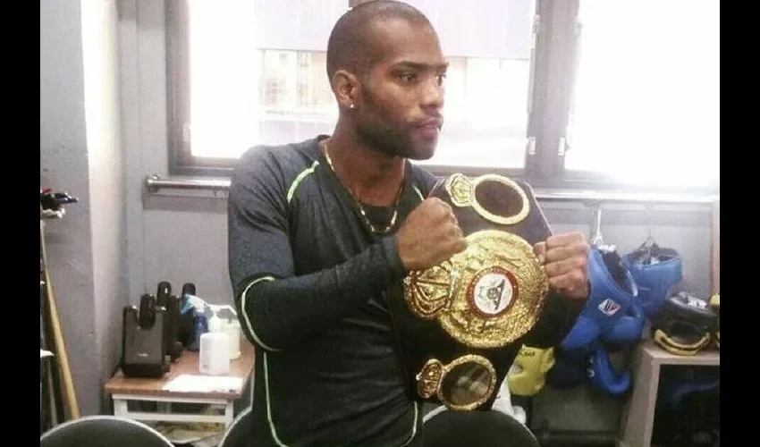 Jezreel "El Invisible" Corrales está logrando llegar al peso. Cortesía