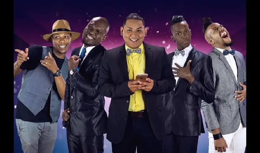 Sus videos y chistes en sus redes sociales los ha vuelto populares y tener miles de seguidores. Cortesía