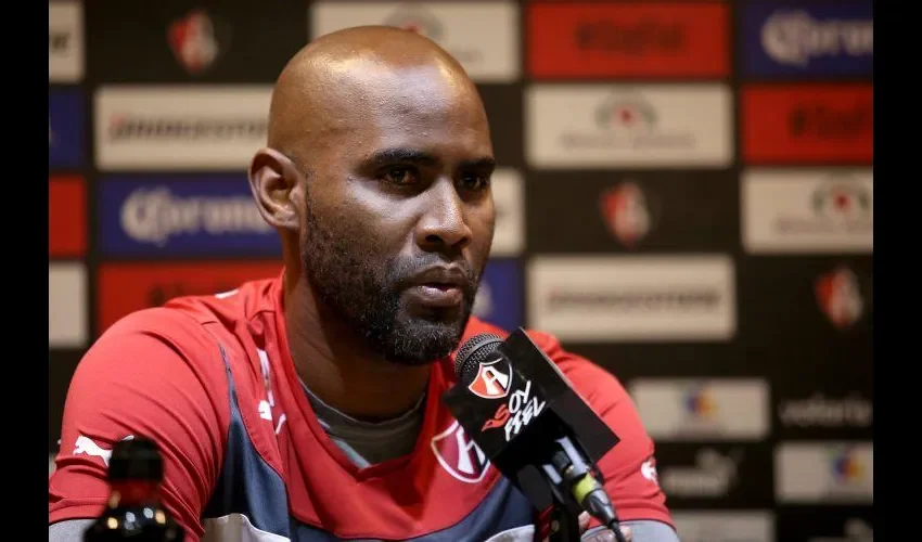 Felipe Baloy es zaguero de la Roja y el Atlas mexicano. EFE