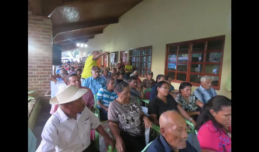 Aguas servidas en La Pintada