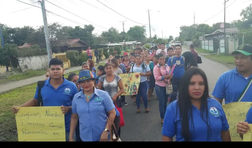 Protestan universitarios en Bocas del Toro 