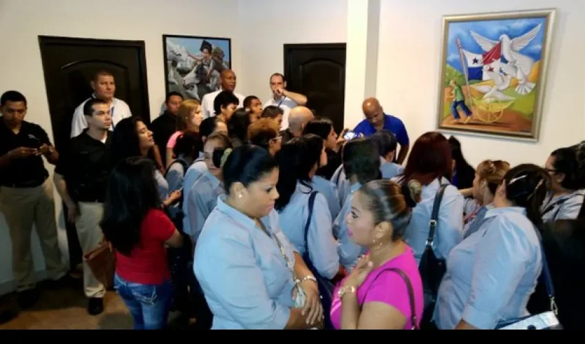 Trabajadores de Grupo Wisa 