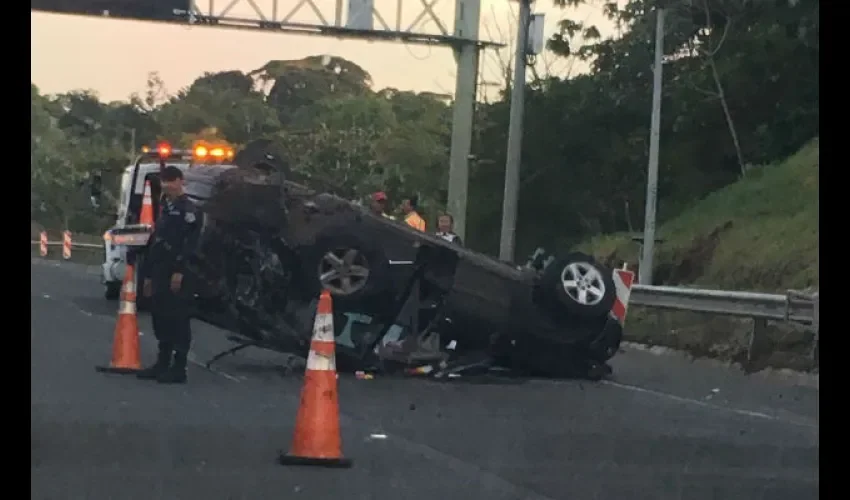 Accidente en autopista Panamá-Colón 