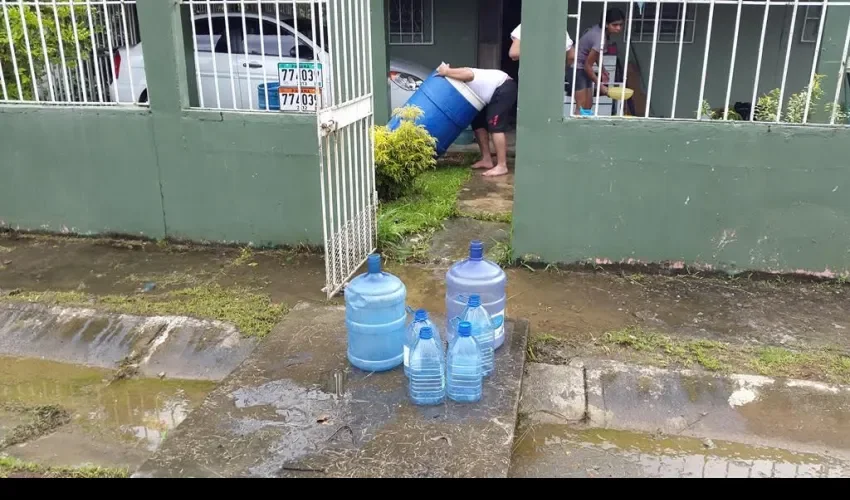 Agua en Bocas del Toro 