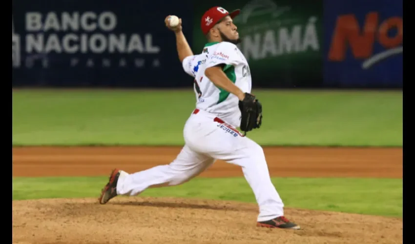Antonio Cuan fue el pitcher ganador del partido. Foto: Anayansi Gamez