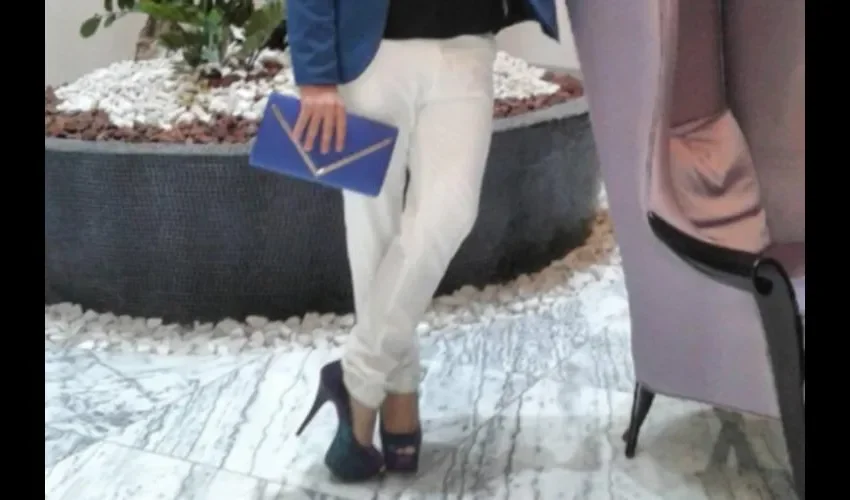 Así fue su "look" para el evento. Instagram