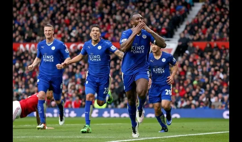 Wes Morgan anotó el empate con el Unied en Old Trafford. AP