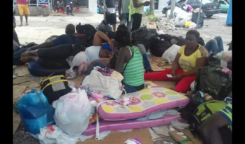 El  resto de los africanos que se mantiene  en la línea de la confraternidad entre ambos países temen acudir a estos centros.